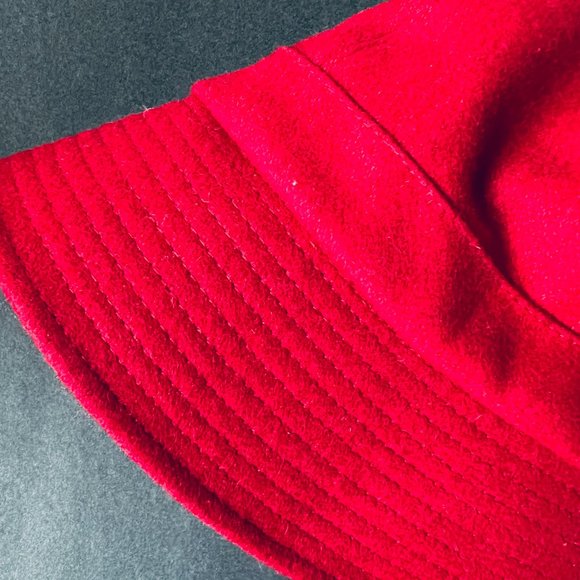 BETMAR NEW YORK Women's Wool Blend Hat NWT - Picture 3 of 6